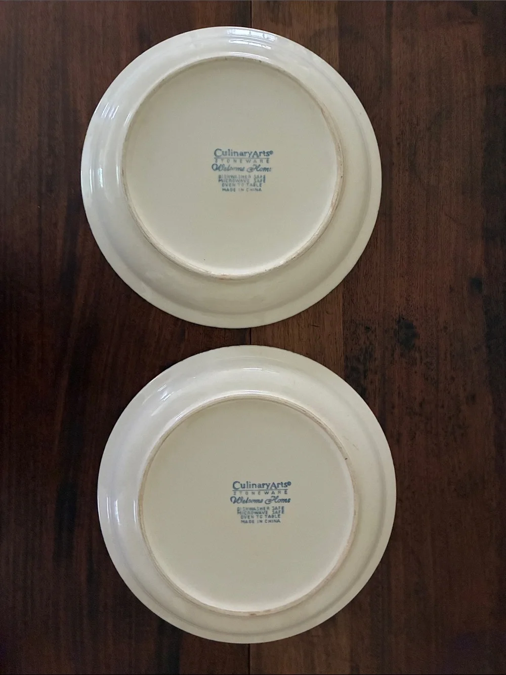 2 Culinary Arts Stoneware Welcome Home Red Hearts Spongeware Dinner Plates